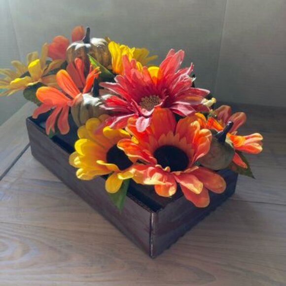 Table Centerpiece Fall Harvest Floral Box Thanksgiving Fall Leaves and Pumpkins - Picture 3 of 14